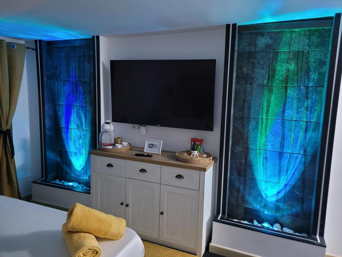 Chabela'S Water Wall Lajita Zewnętrze zdjęcie